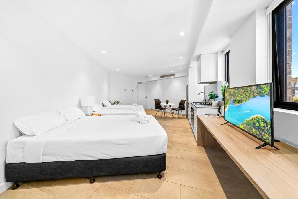 Studio For Long Term Tenants In Strathfield Cbd Sídney Exterior foto